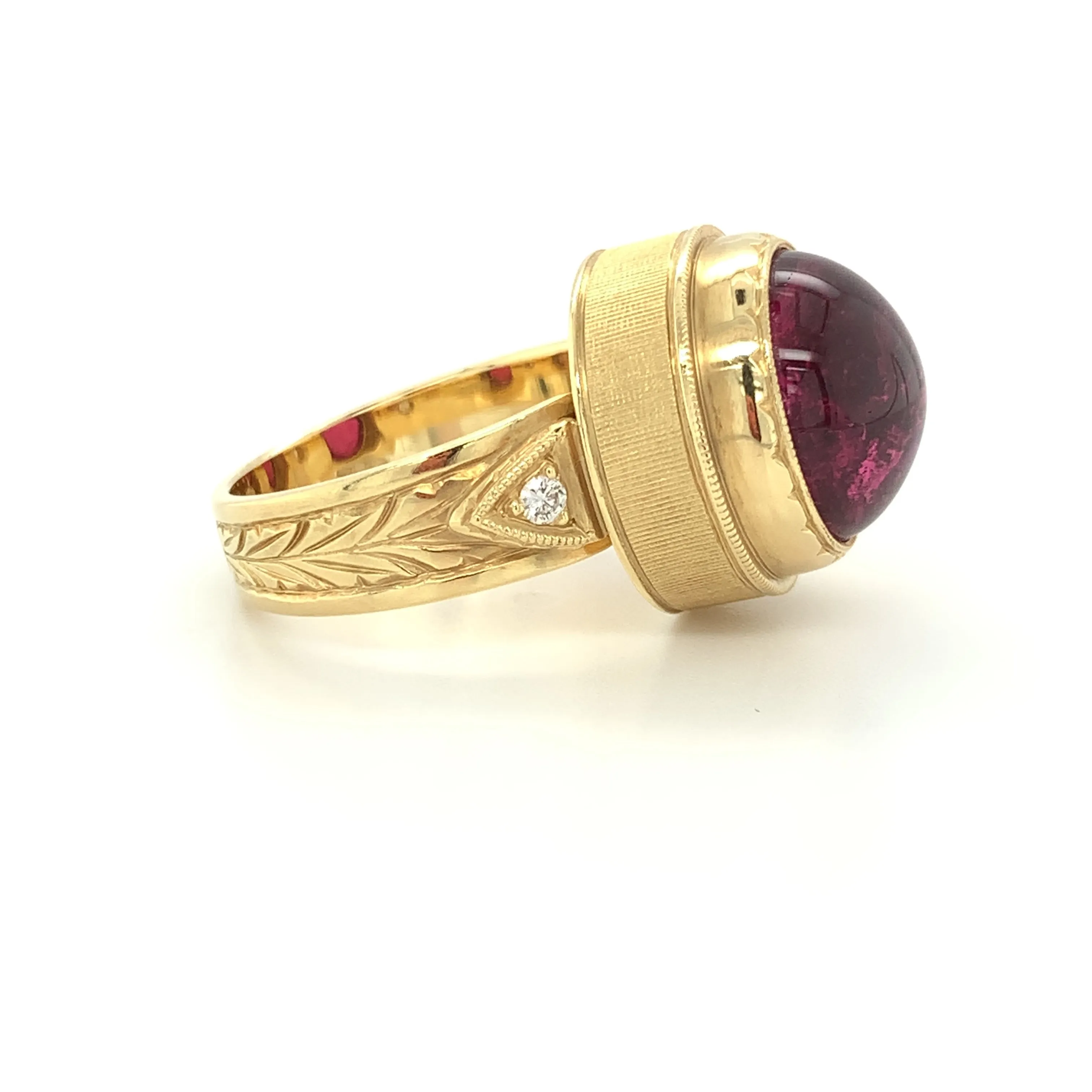 10.75 Carat Rubellite Tourmaline Cabochon Diamond Yellow Gold Engraved Band Ring
