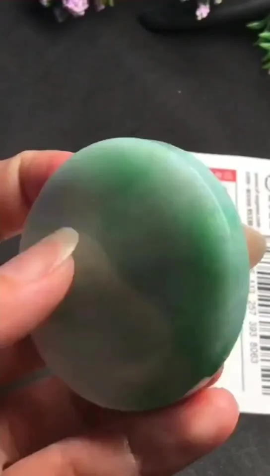 Natural Jade Rough Jadeite Raw (5.1x5.1x0.6cm)-S6589