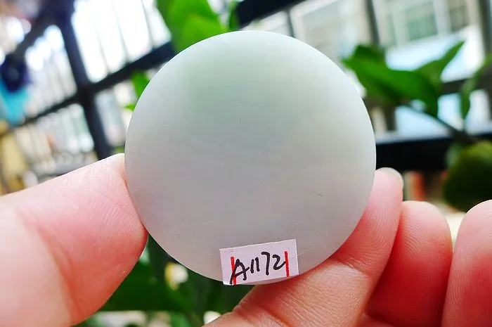 Natural Jade Rough Jadeite Raw (71g,4X1.7cm)