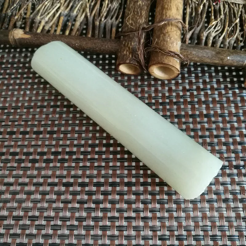 Natural Kunlun Jade Rough Nephrite Raw (151g, 11X2.4cm)