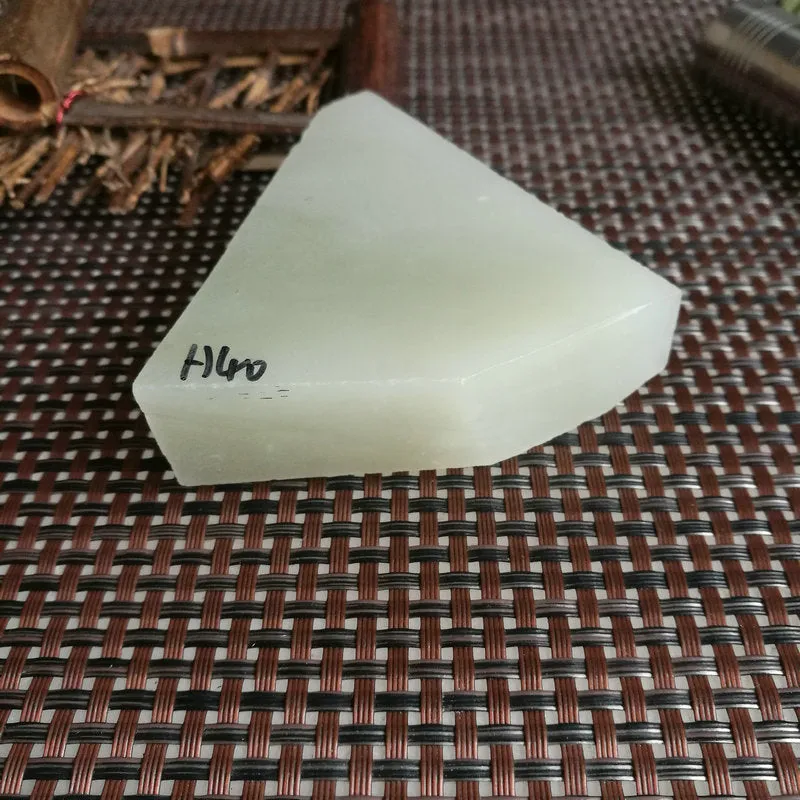 Natural Kunlun Jade Rough Nephrite Raw (200g,7.5X7X2.5cm)