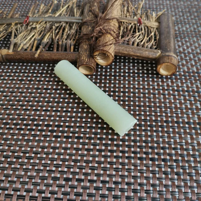 Natural Kunlun Jade Rough Nephrite Raw (44g,7.9X1.56cm)