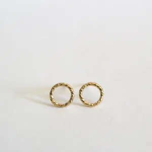 Sparkling Circle Studs